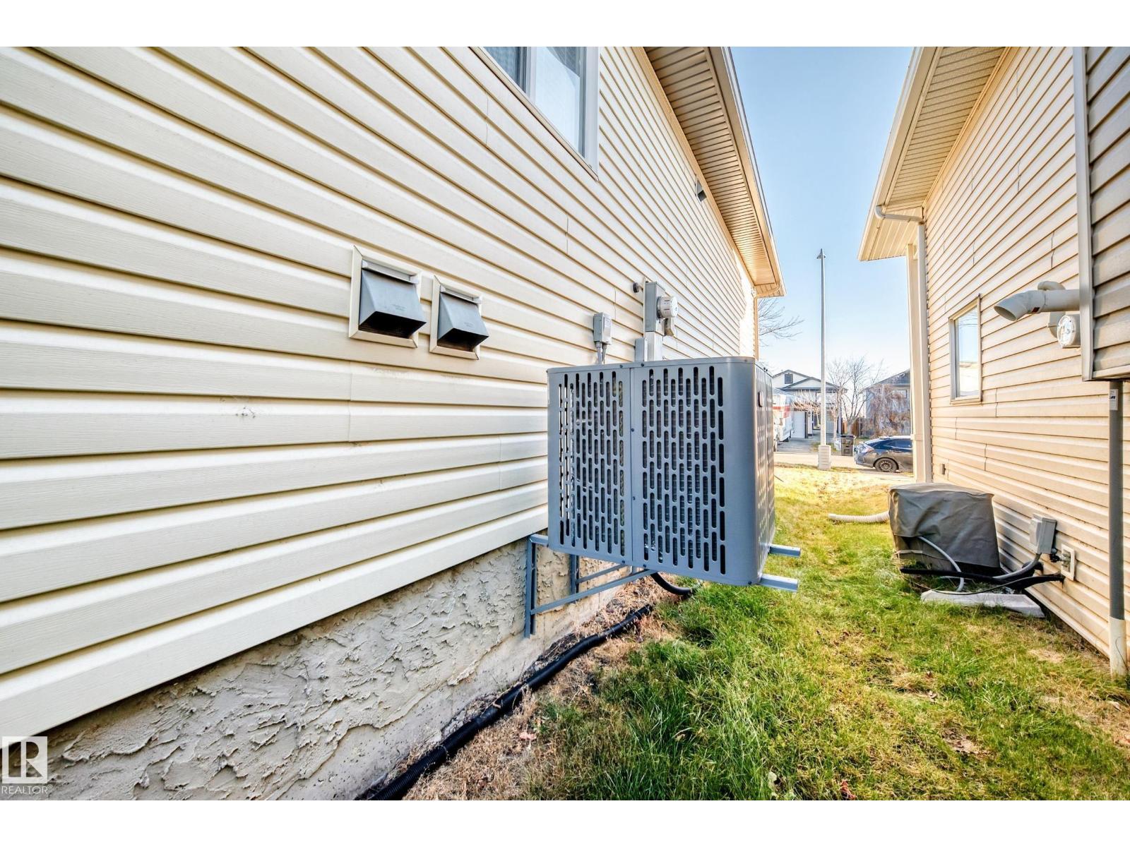 15628 44 ST NW, Edmonton