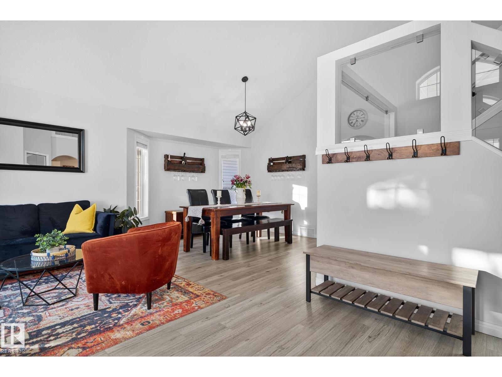 7224 158 AV NW, Edmonton