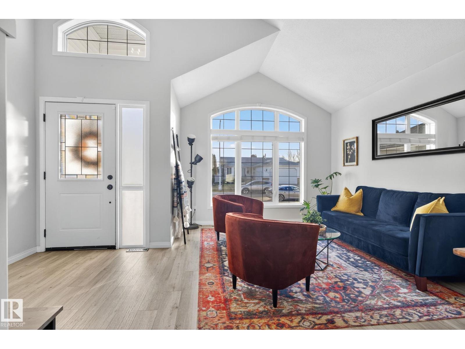 7224 158 AV NW, Edmonton