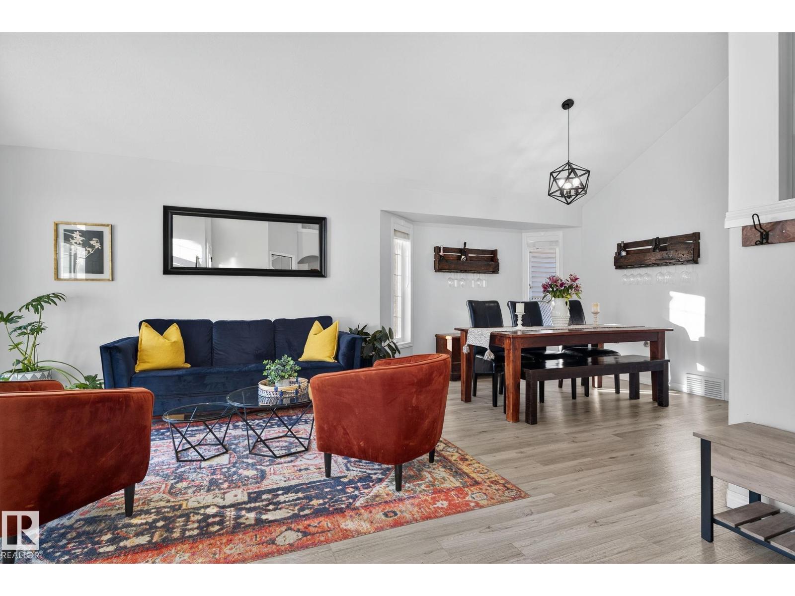 7224 158 AV NW, Edmonton