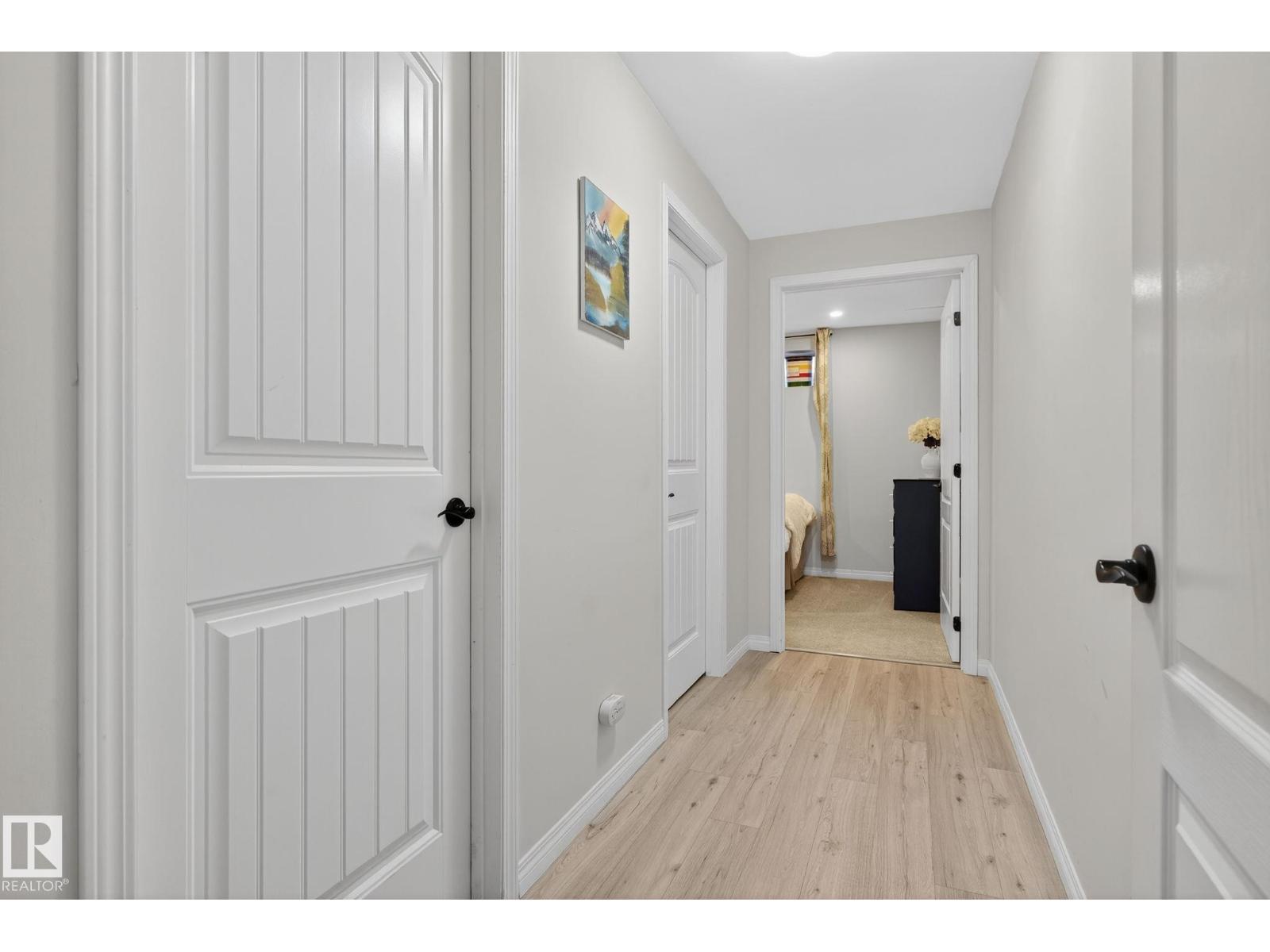 7224 158 AV NW, Edmonton