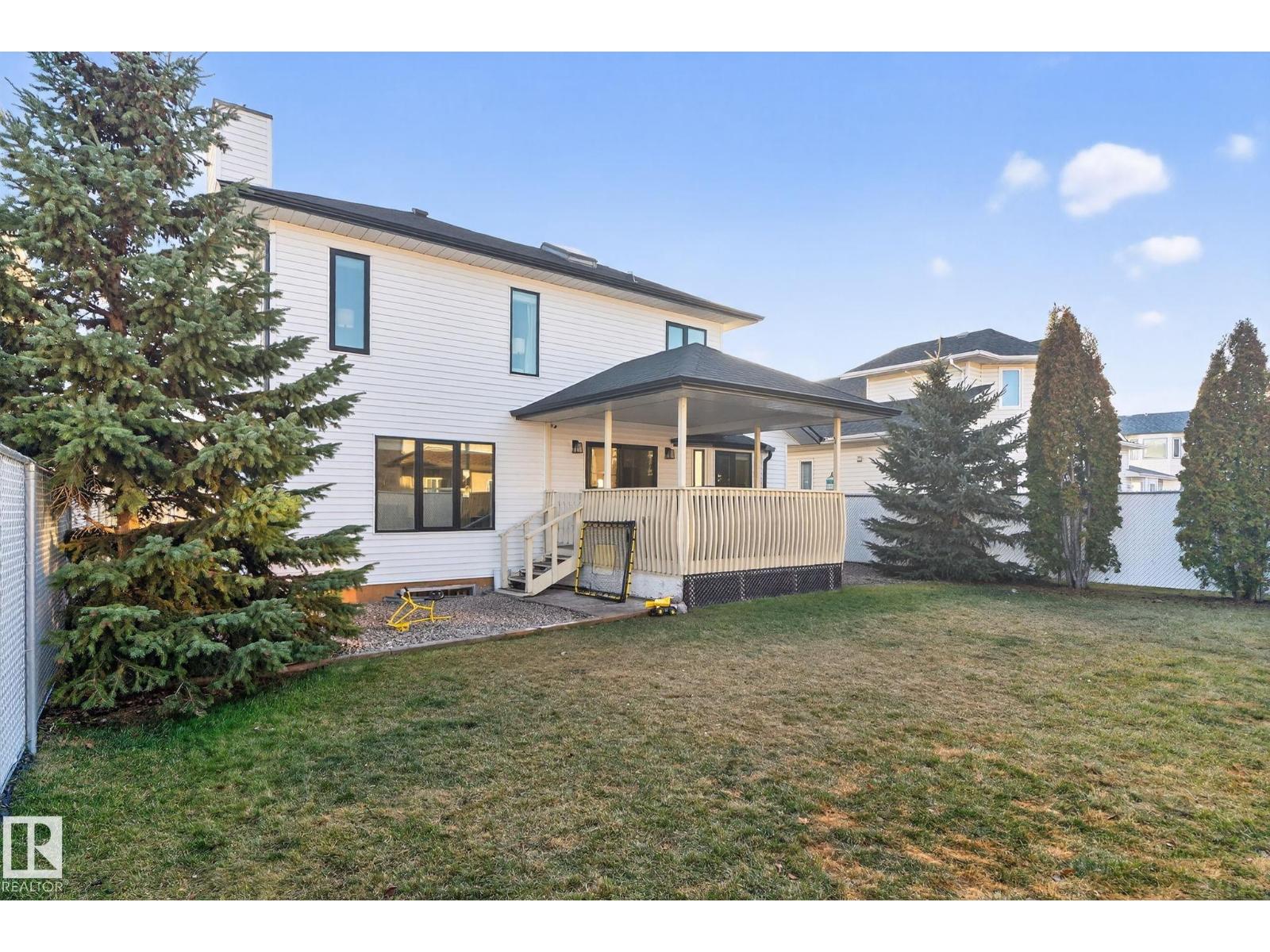 7224 158 AV NW, Edmonton