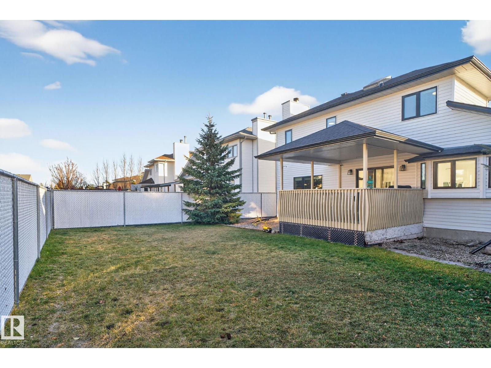 7224 158 AV NW, Edmonton