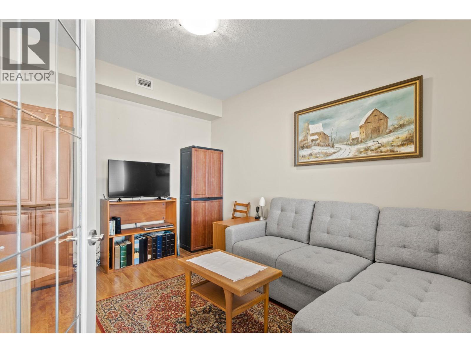 704 1947 Underhill Street, Kelowna