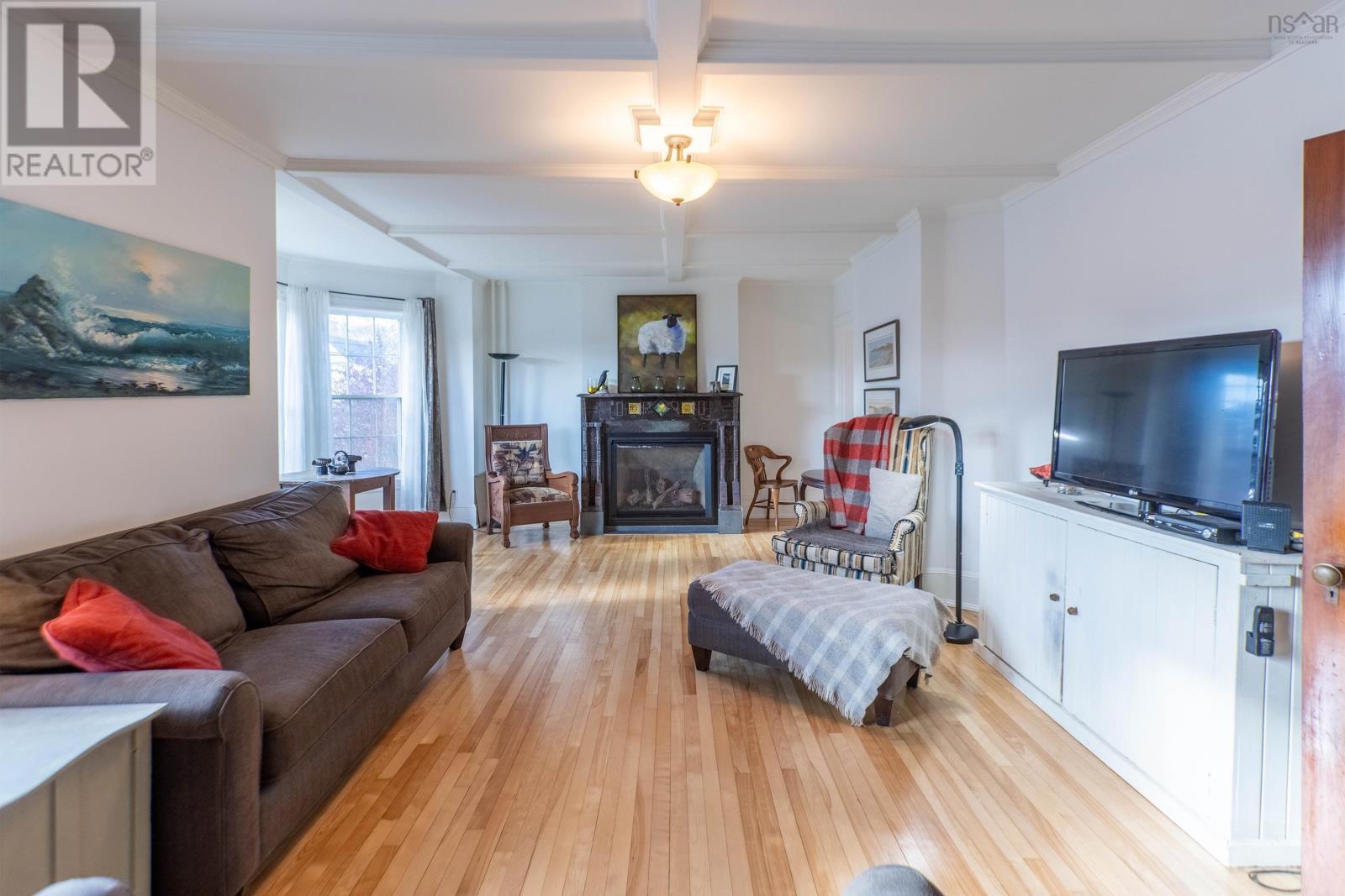 Property 9 of 50 of 124 Church Street