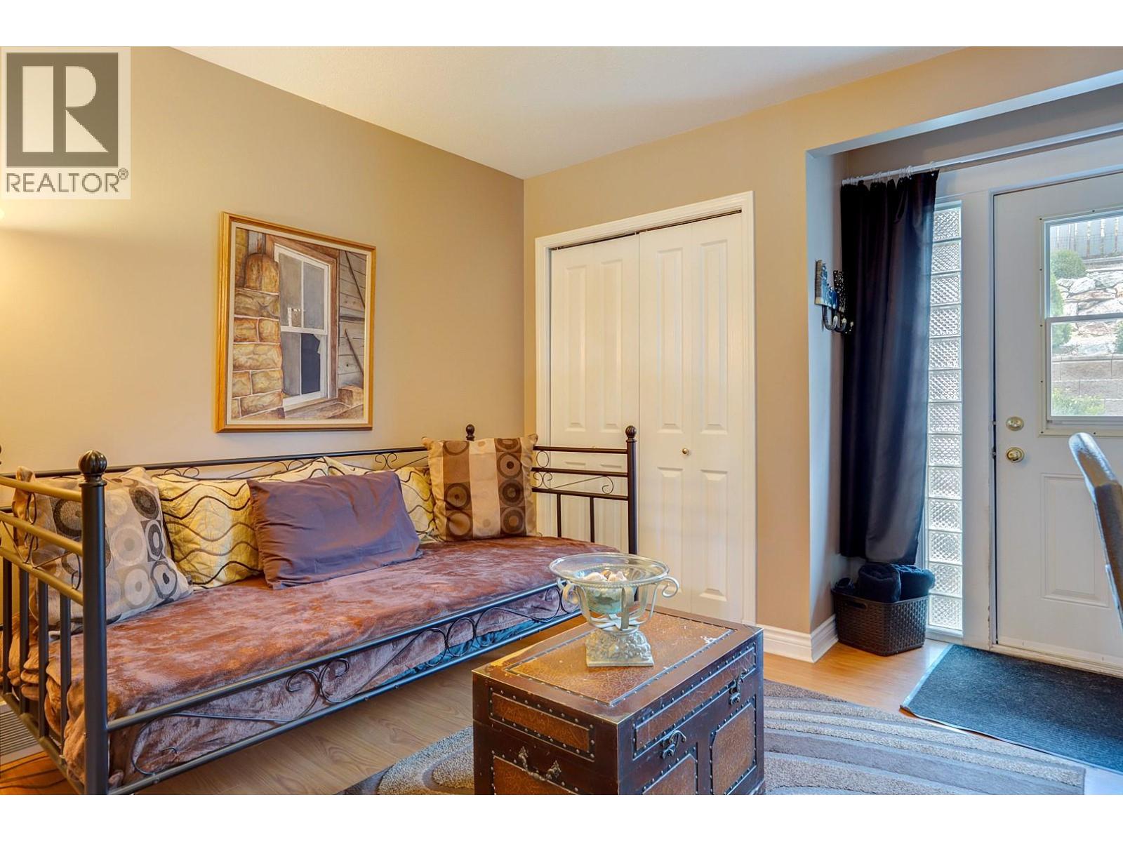  4712 Valleyview Place, Vernon