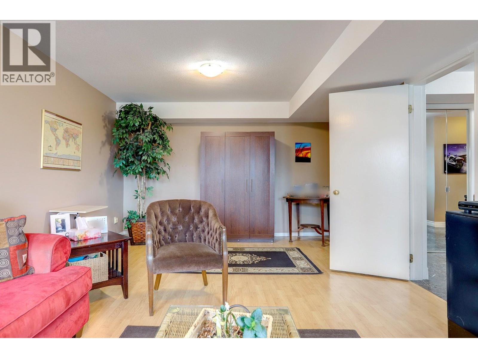  4712 Valleyview Place, Vernon