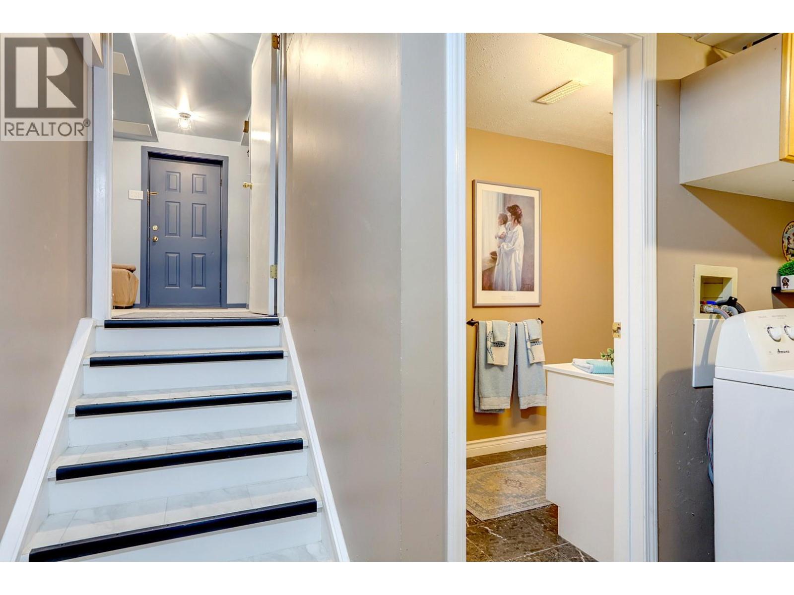  4712 Valleyview Place, Vernon