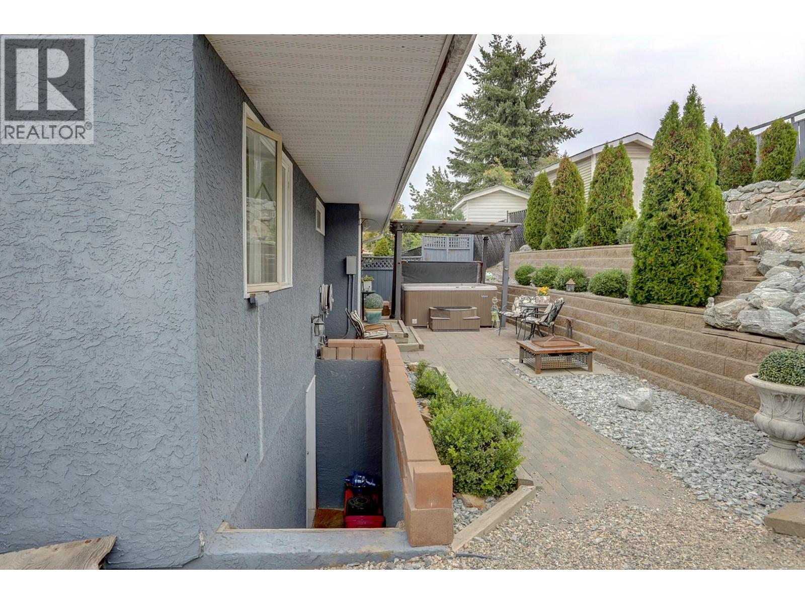  4712 Valleyview Place, Vernon