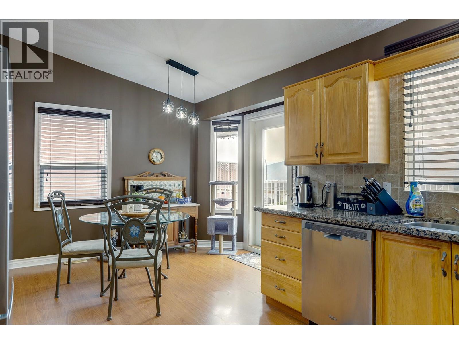  4712 Valleyview Place, Vernon