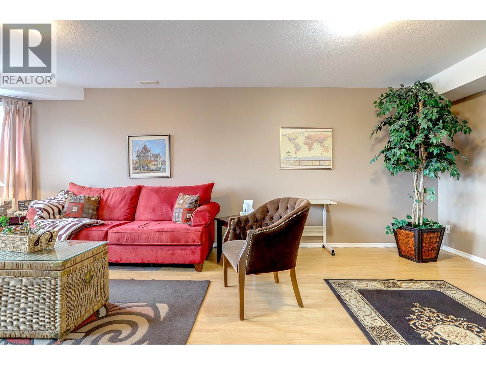  4712 Valleyview Place, Vernon