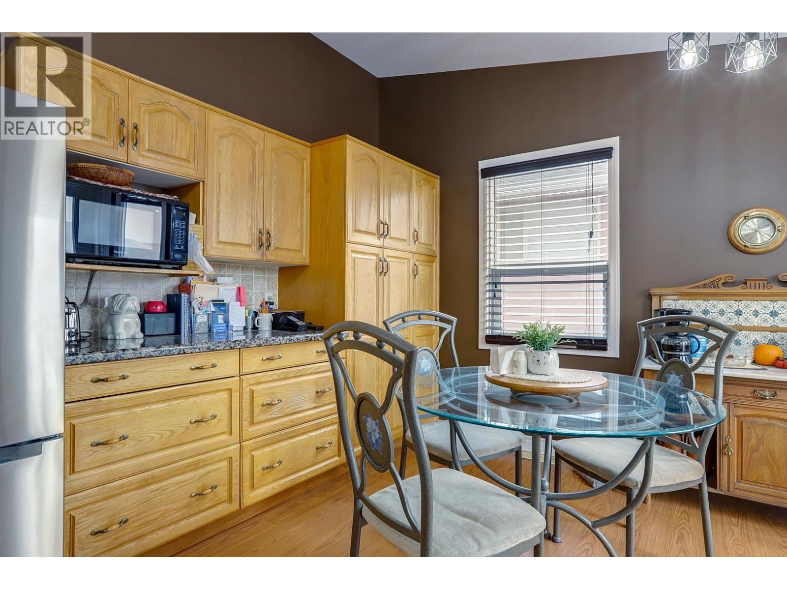  4712 Valleyview Place, Vernon