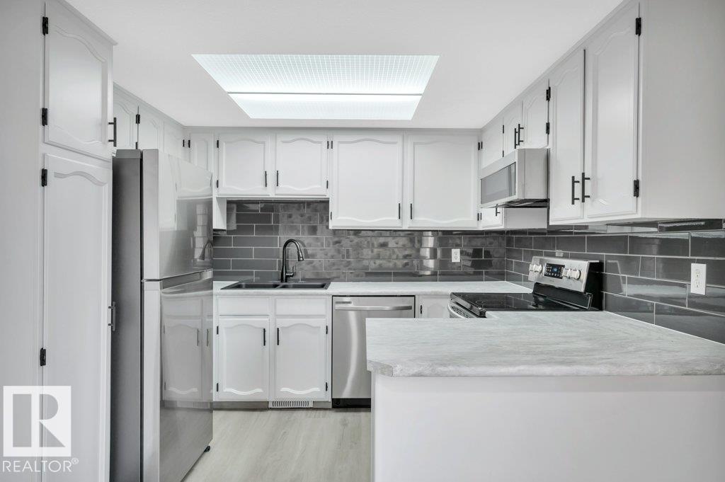 13618 27 ST NW NW, Edmonton