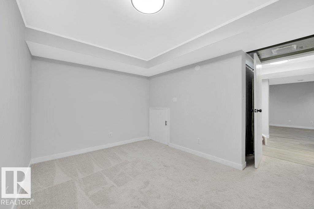 13618 27 ST NW NW, Edmonton