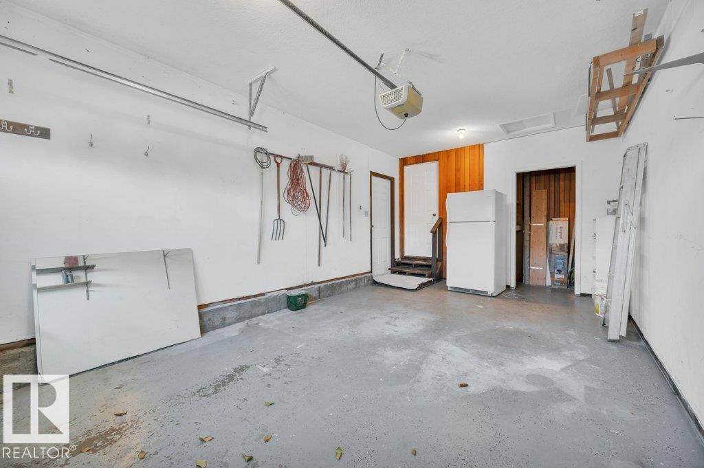 13618 27 ST NW NW, Edmonton