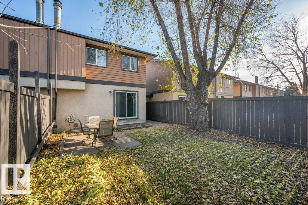 13618 27 ST NW NW, Edmonton
