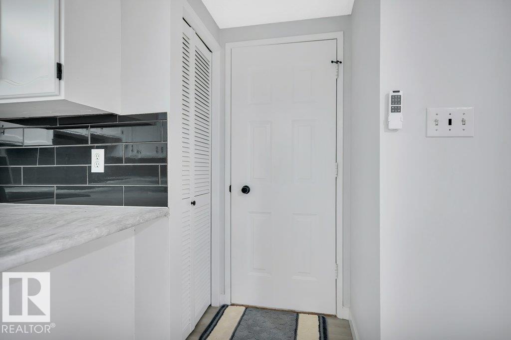 13618 27 ST NW NW, Edmonton