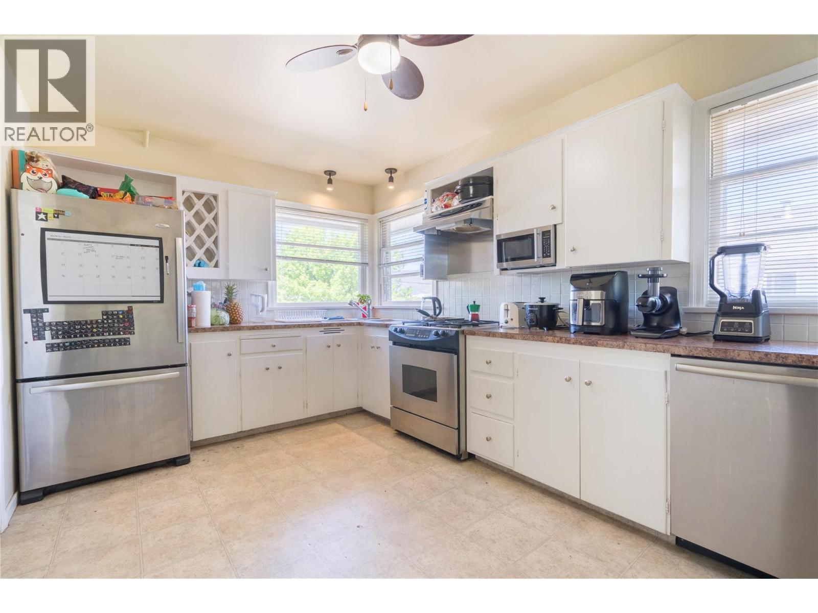  3095 Gordon Drive, Kelowna