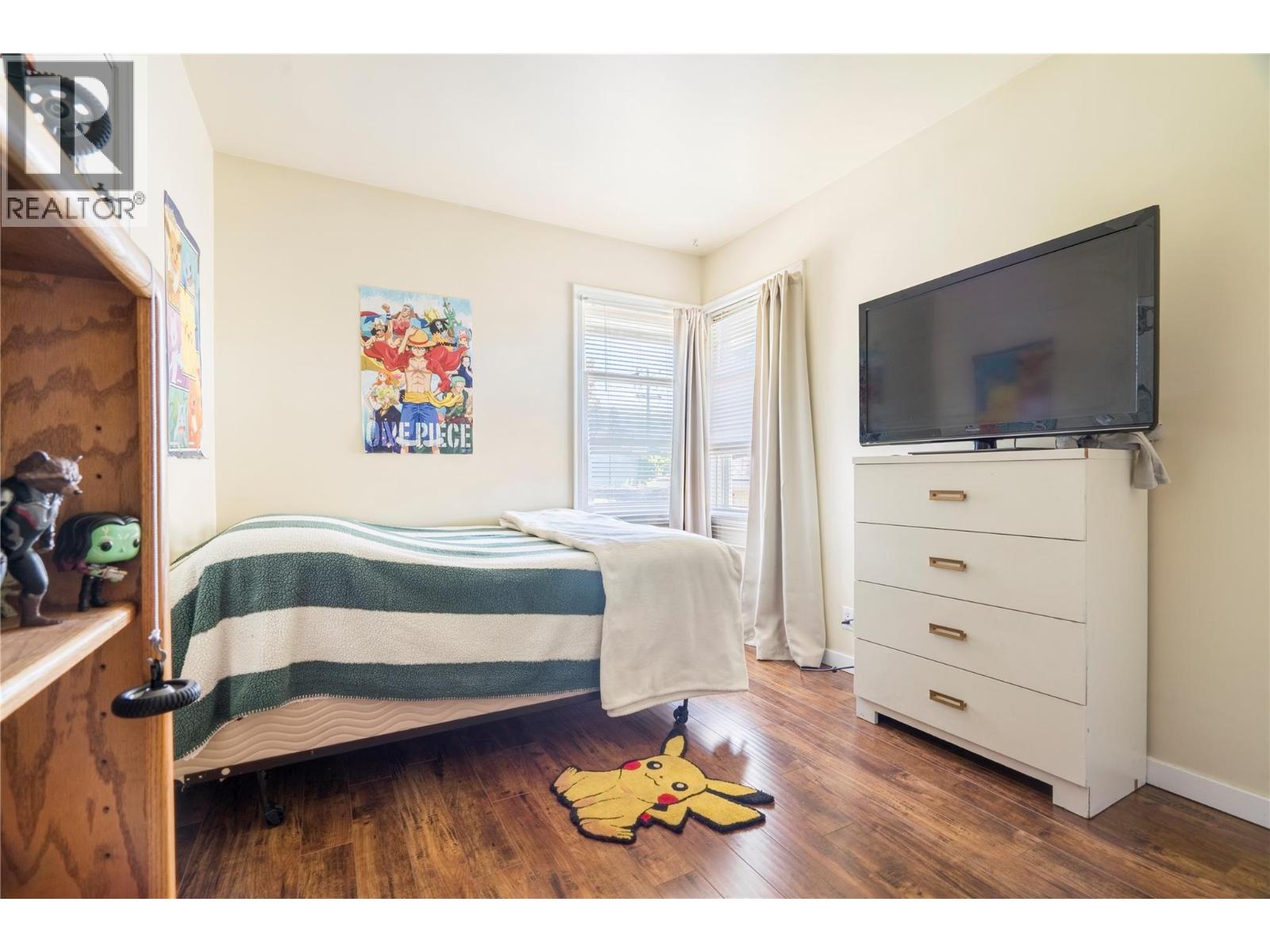  3095 Gordon Drive, Kelowna