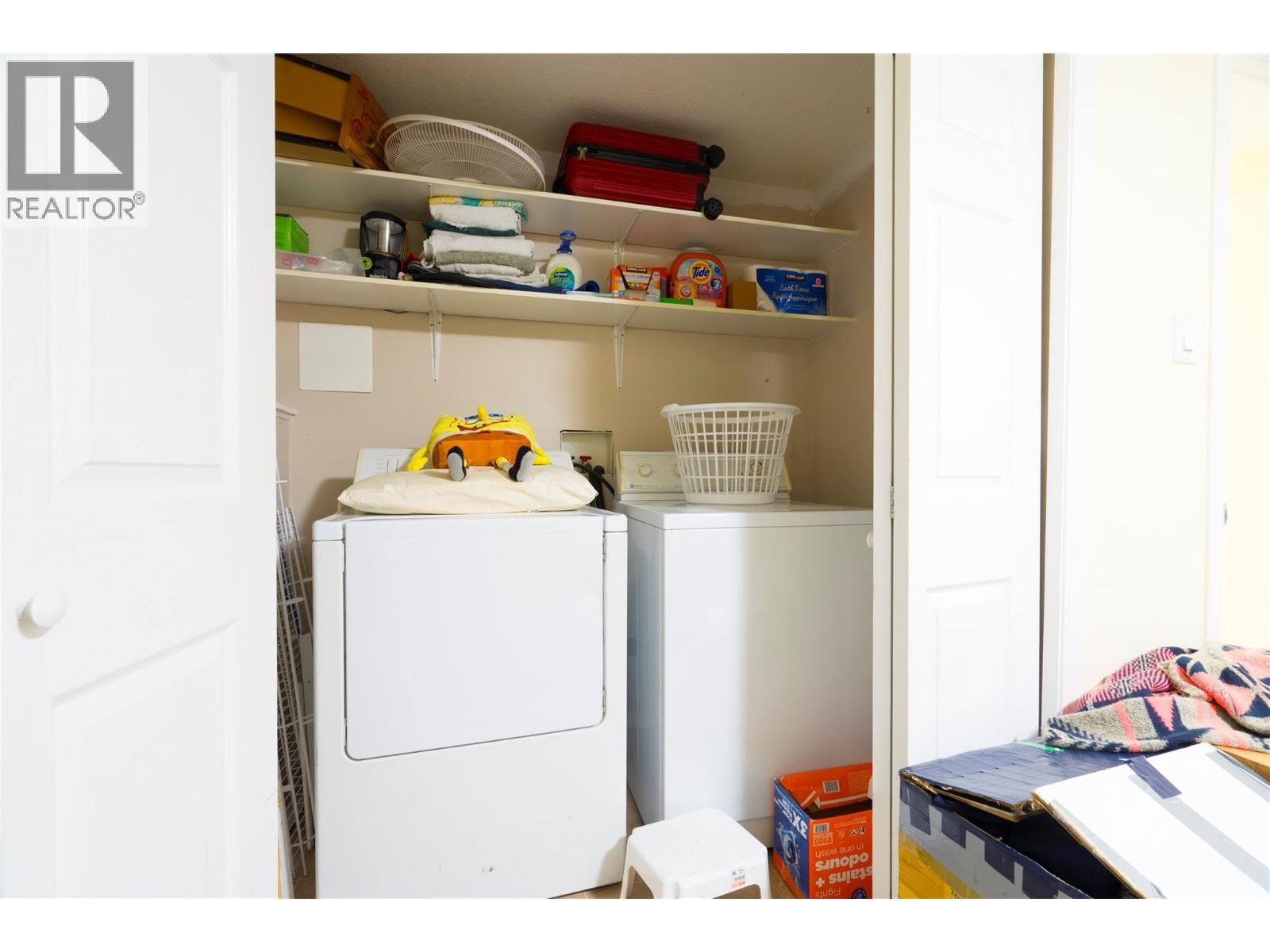  3095 Gordon Drive, Kelowna