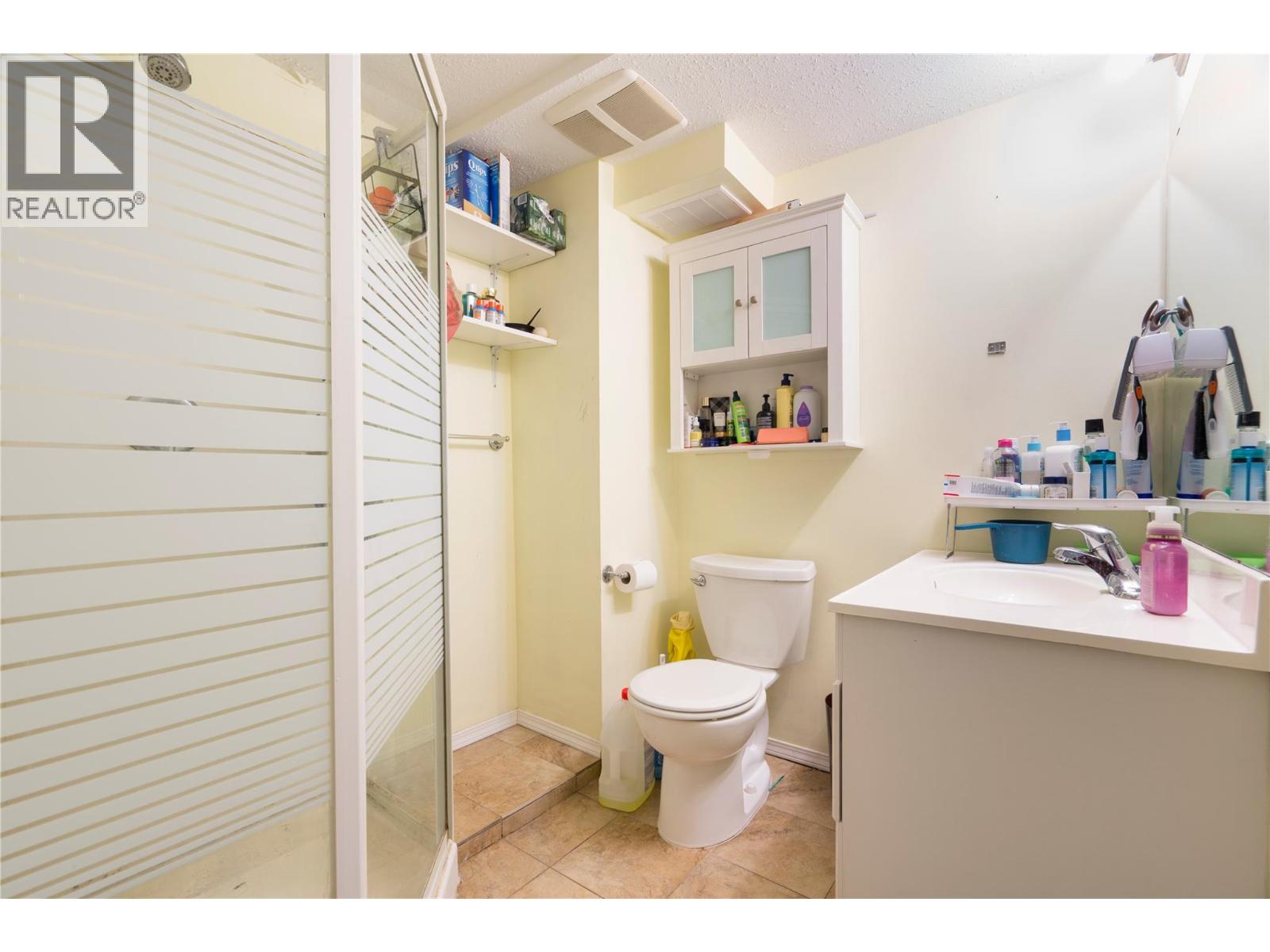  3095 Gordon Drive, Kelowna