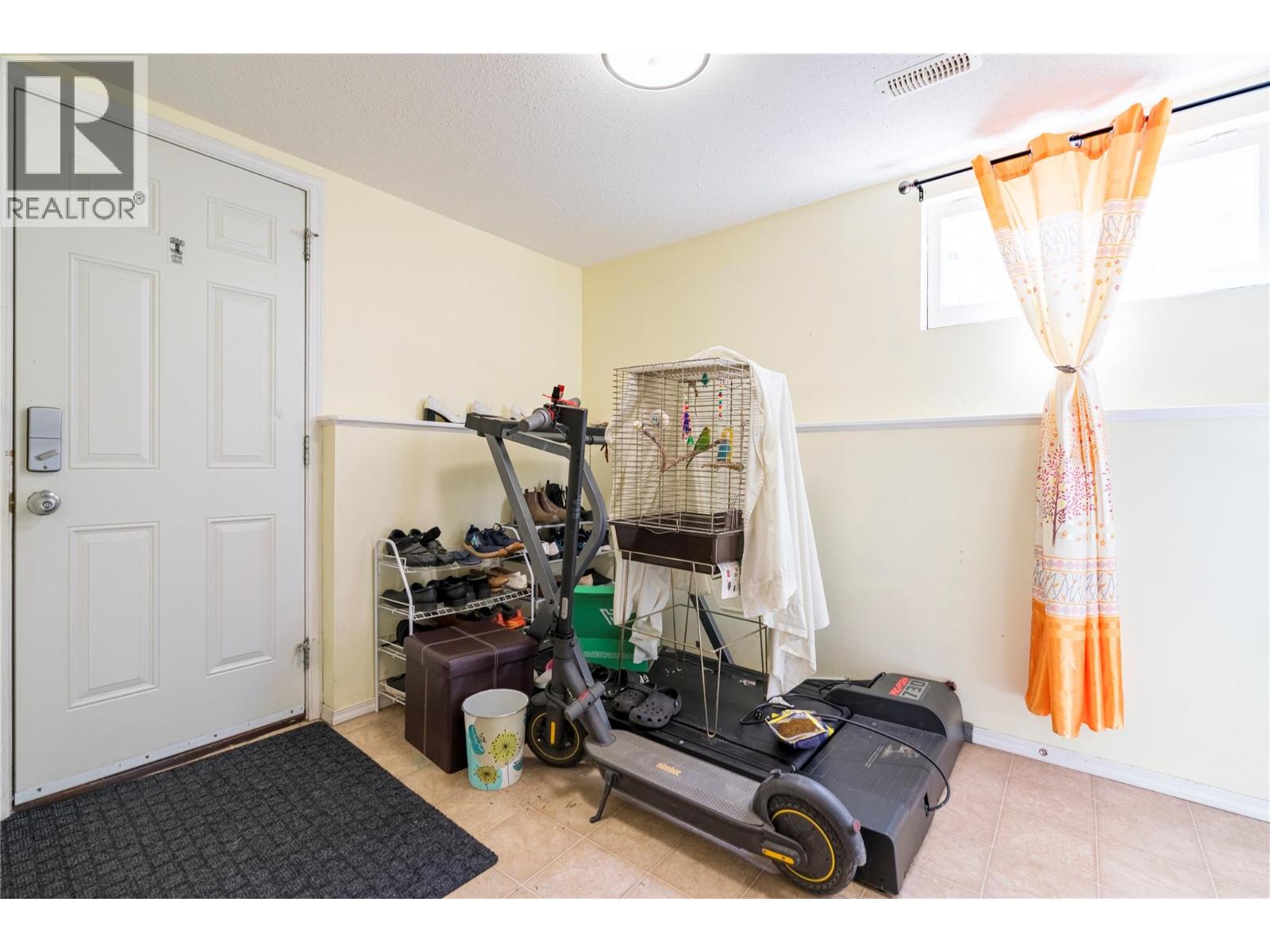  3095 Gordon Drive, Kelowna