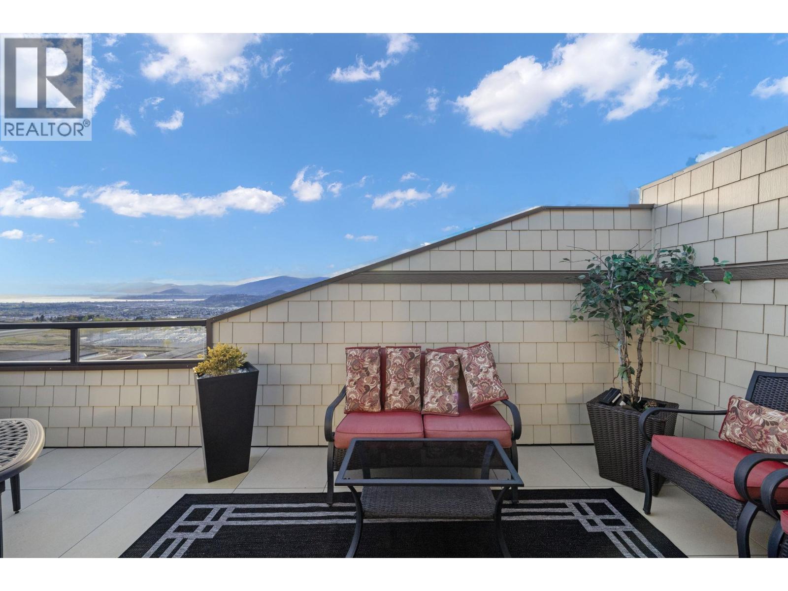  1474 Summer Crescent, Kelowna