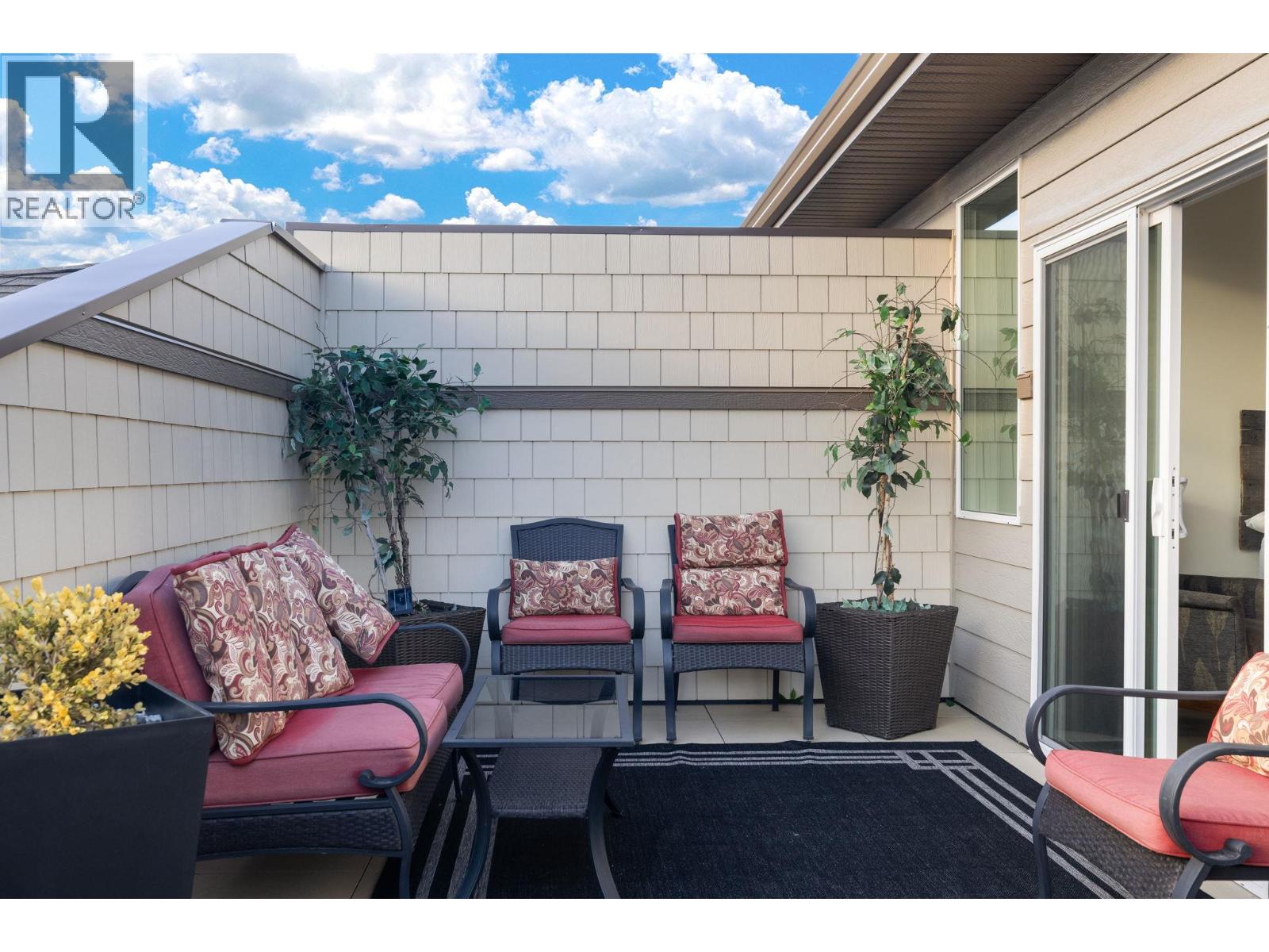  1474 Summer Crescent, Kelowna