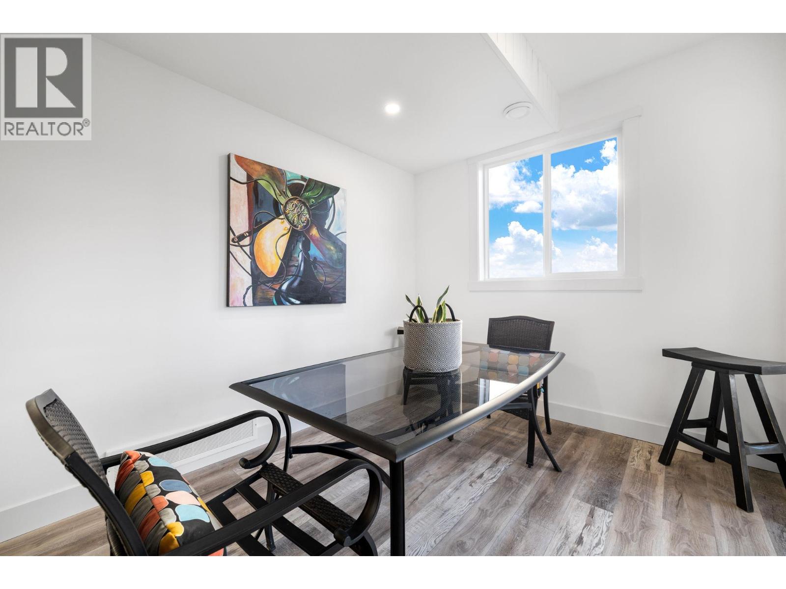  1474 Summer Crescent, Kelowna