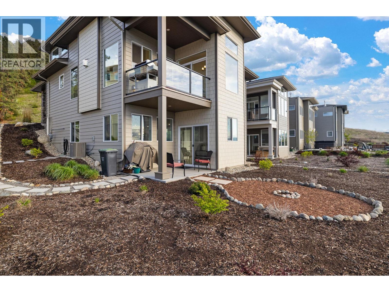  1474 Summer Crescent, Kelowna