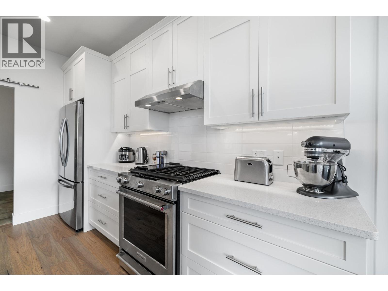  1474 Summer Crescent, Kelowna