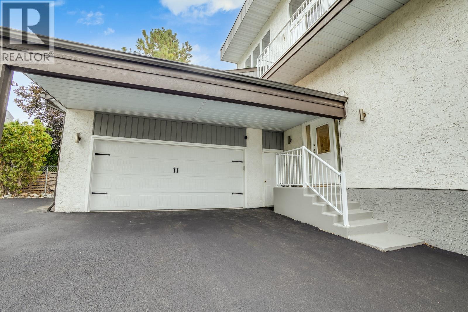  3137 Vector Drive, West Kelowna