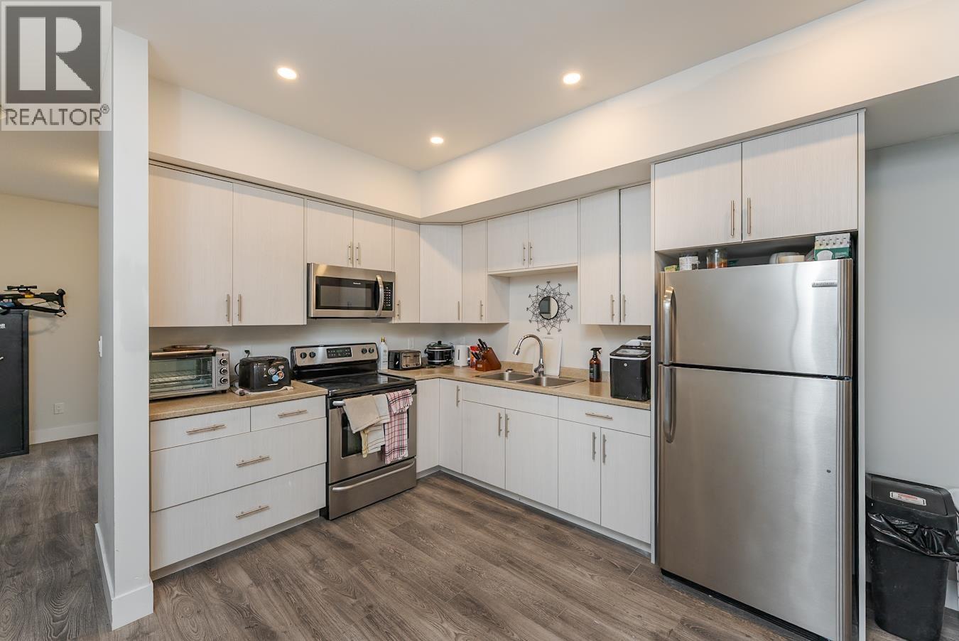 1134 MONARCH COURT, Prince George