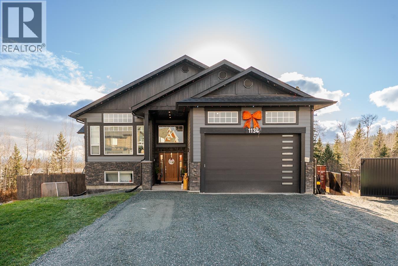 1134 MONARCH COURT, Prince George