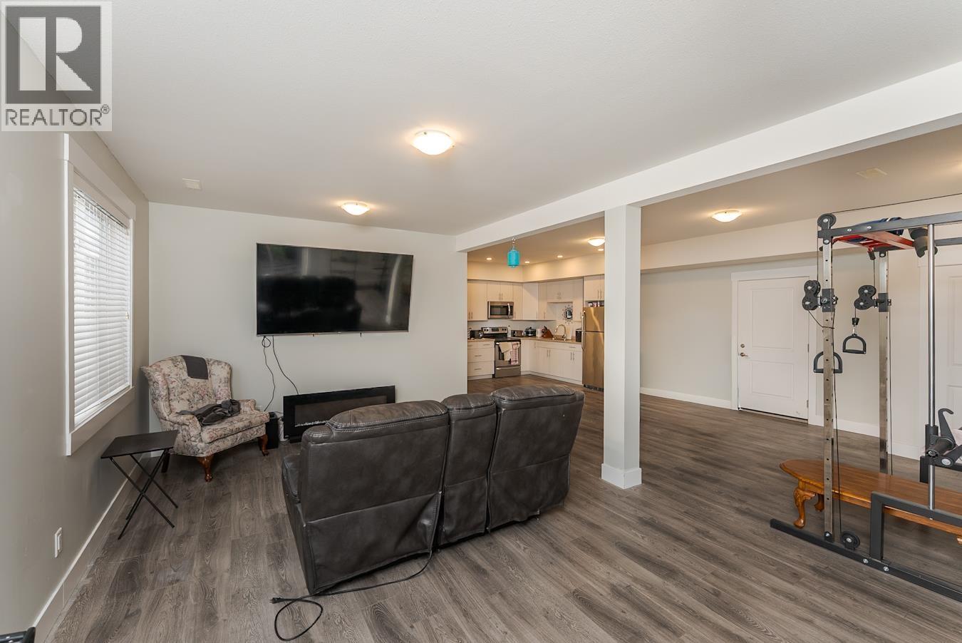 1134 MONARCH COURT, Prince George