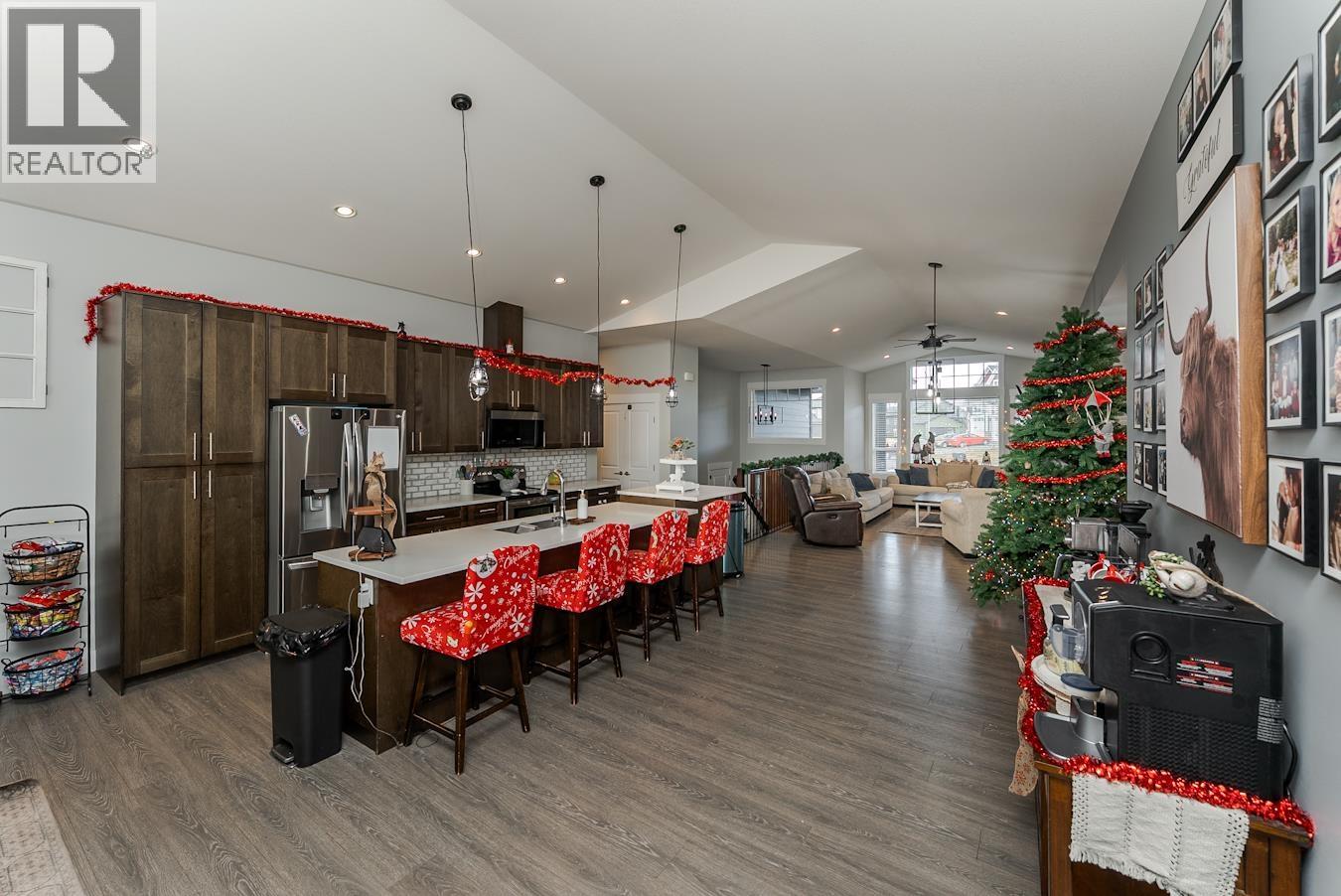 1134 MONARCH COURT - 11