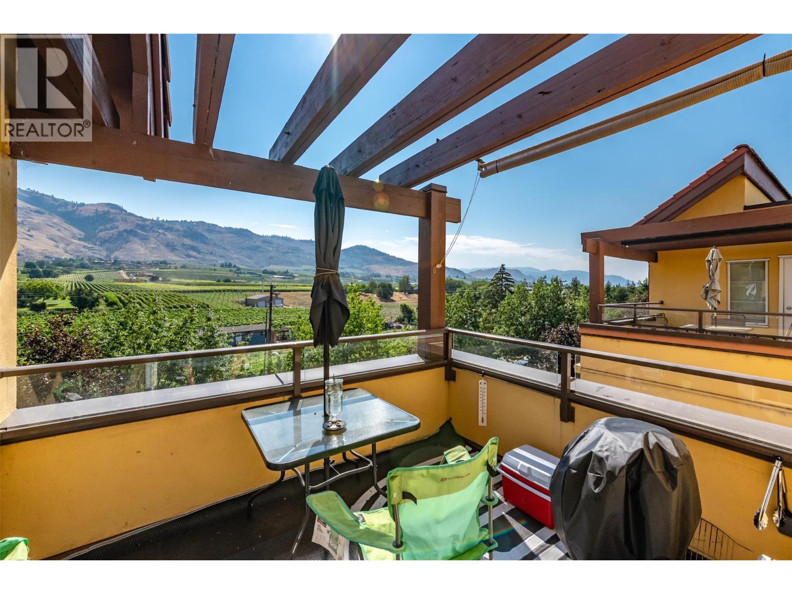 7600 COTTONWOOD Drive Unit# 404, Osoyoos