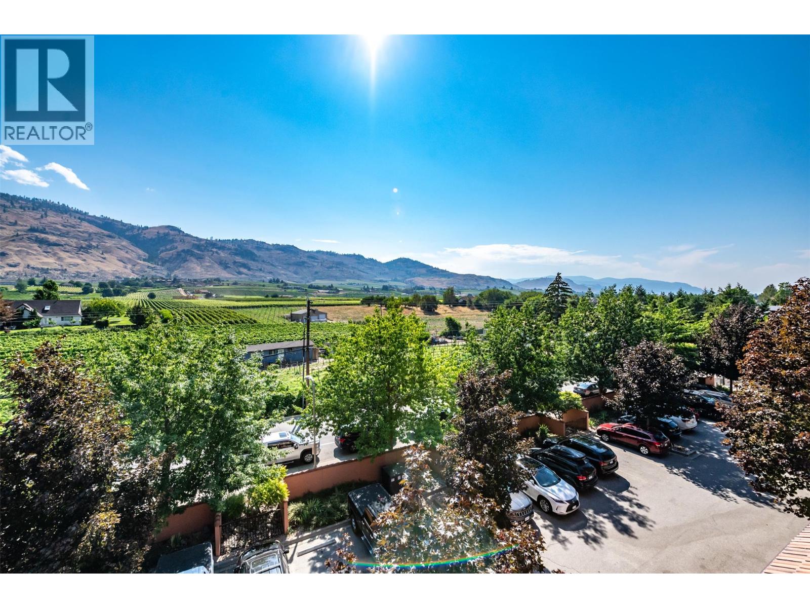 7600 COTTONWOOD Drive Unit# 404, Osoyoos