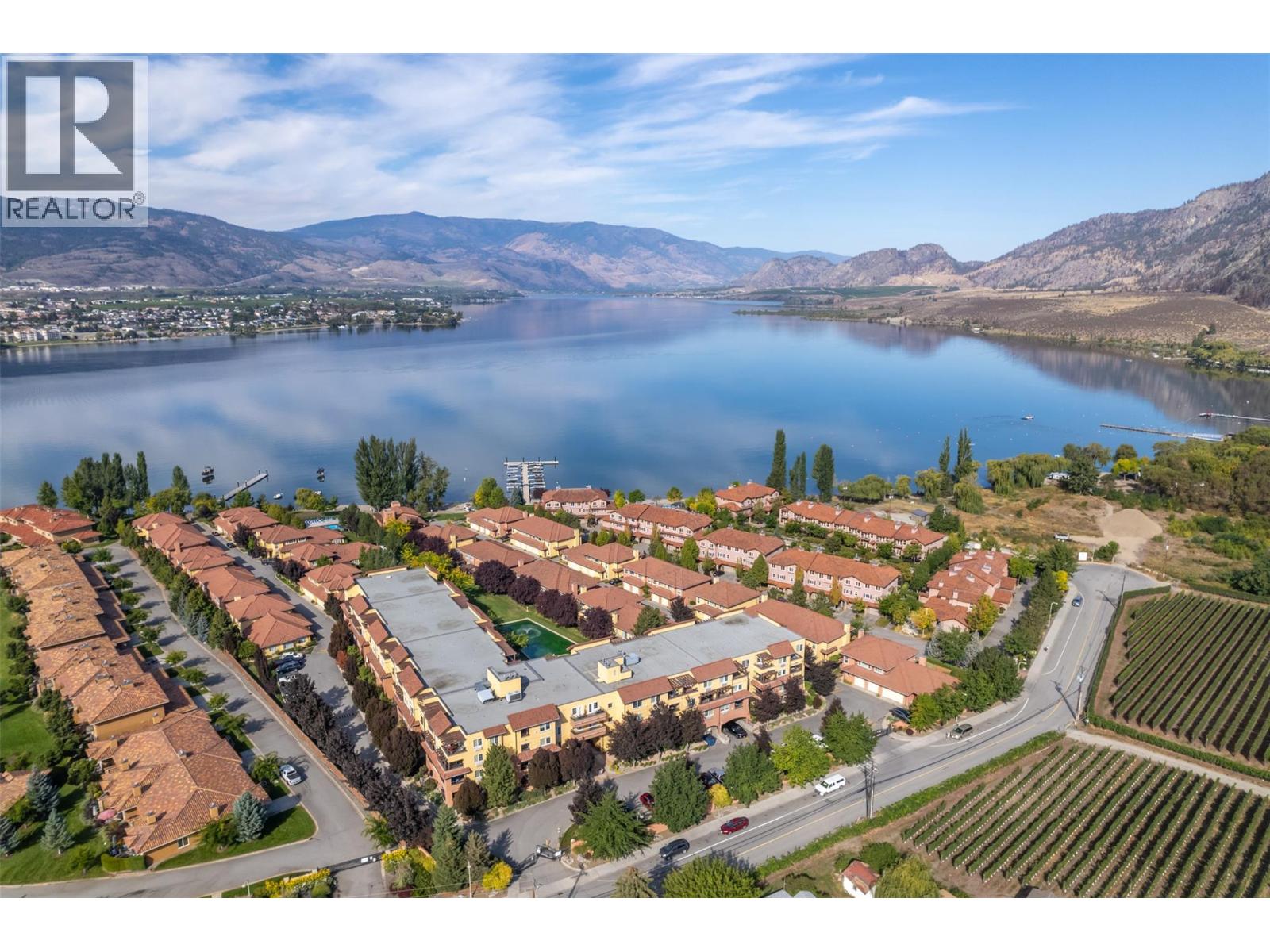7600 COTTONWOOD Drive Unit# 404, Osoyoos