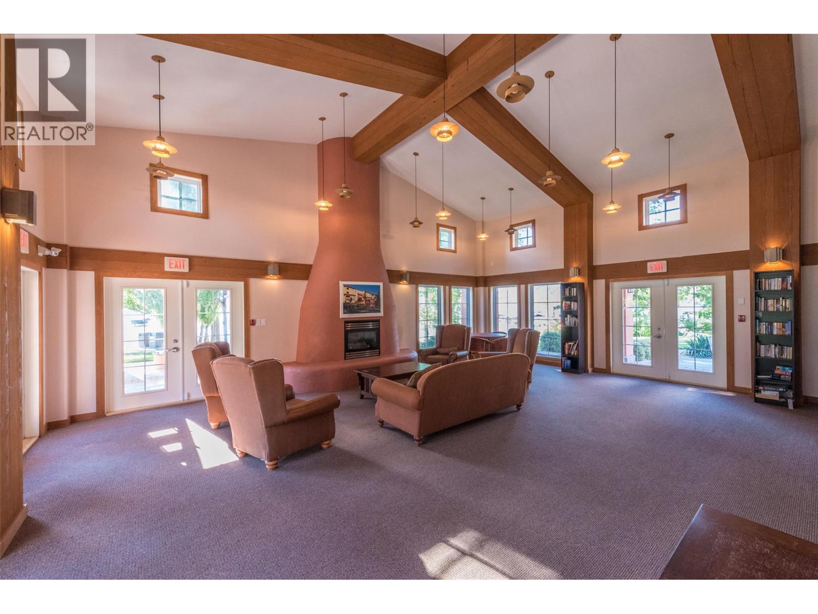 7600 COTTONWOOD Drive Unit# 404, Osoyoos