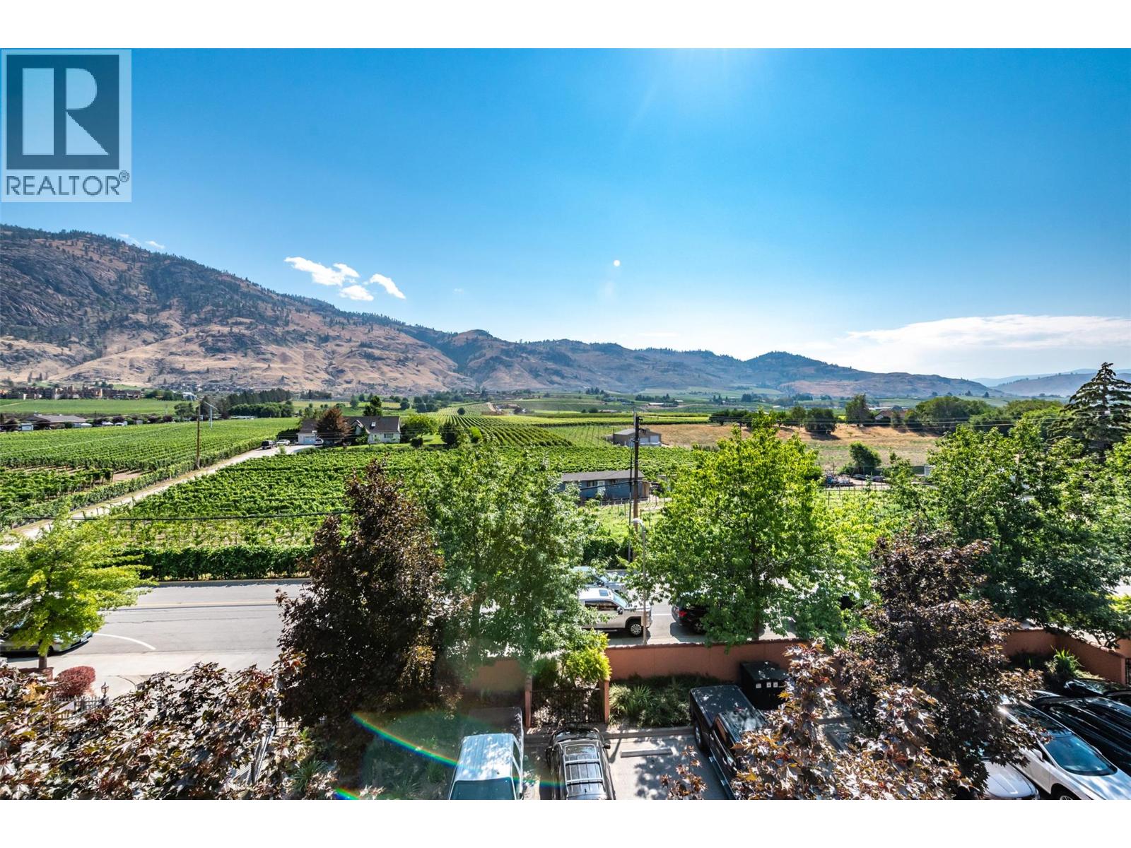 7600 COTTONWOOD Drive Unit# 404, Osoyoos