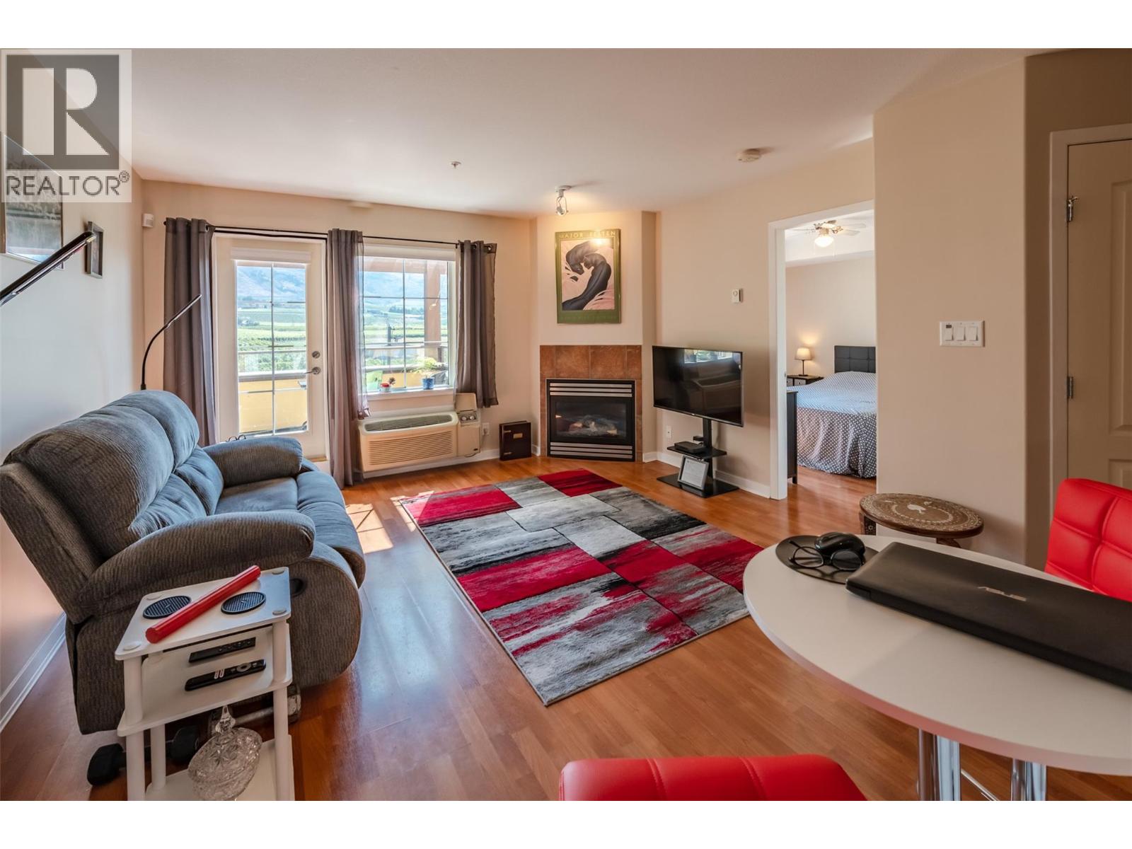 7600 COTTONWOOD Drive Unit# 404, Osoyoos