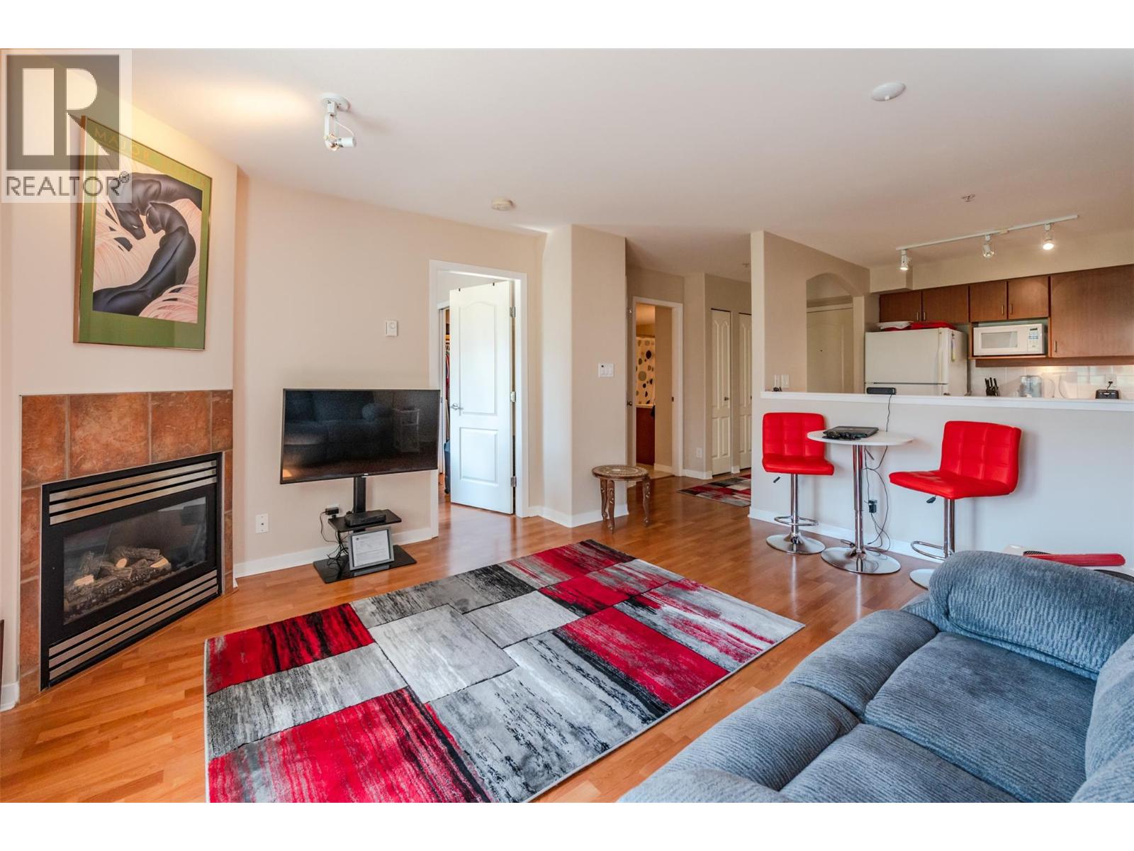 7600 COTTONWOOD Drive Unit# 404, Osoyoos