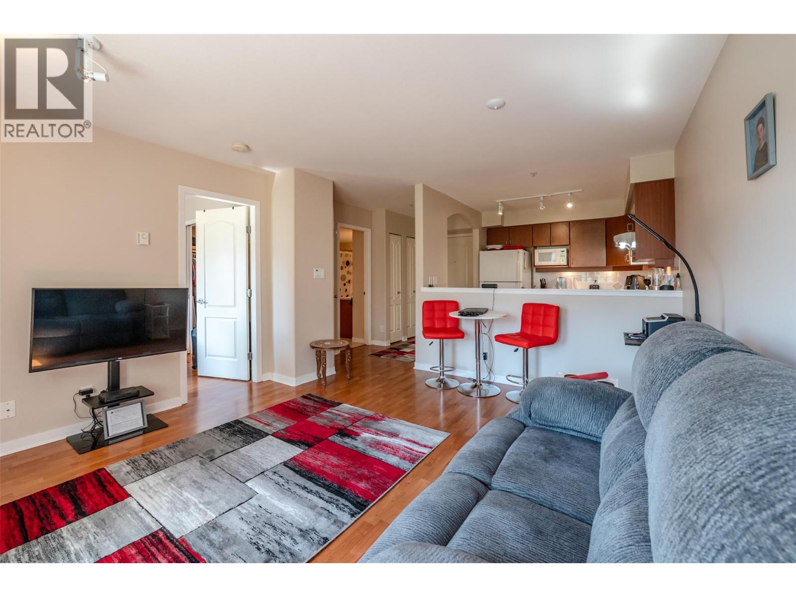 7600 COTTONWOOD Drive Unit# 404, Osoyoos