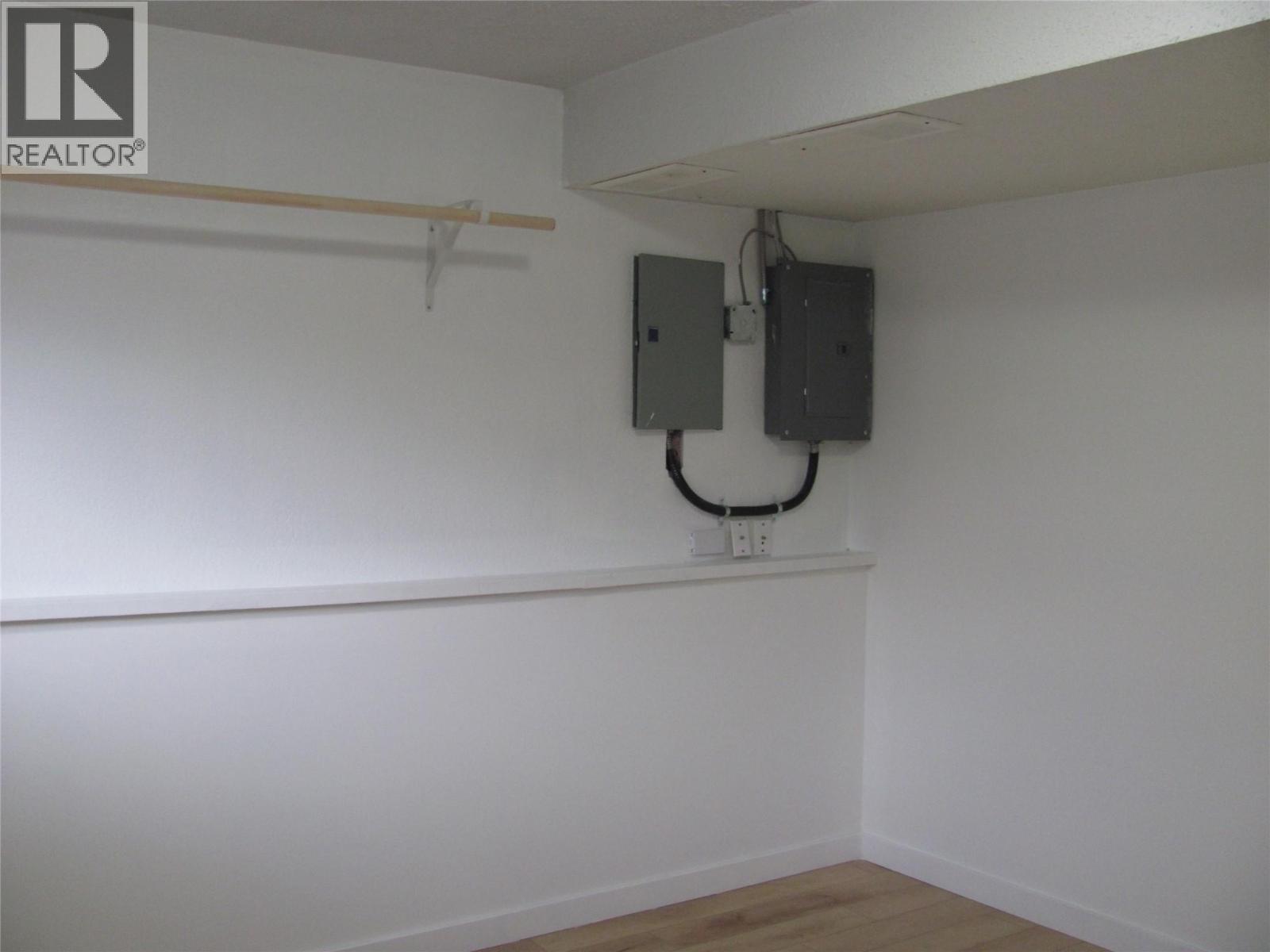 5605 Willow Drive, Vernon