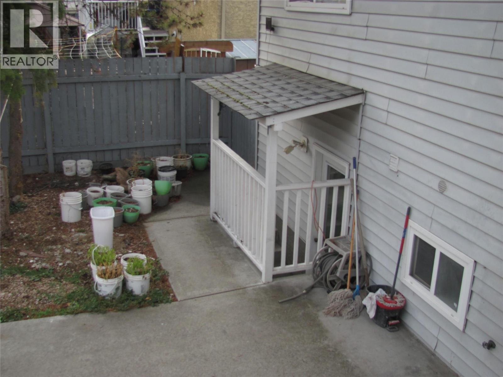 5605 Willow Drive, Vernon