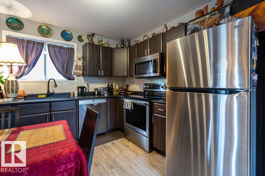 7232 183B ST NW, Edmonton