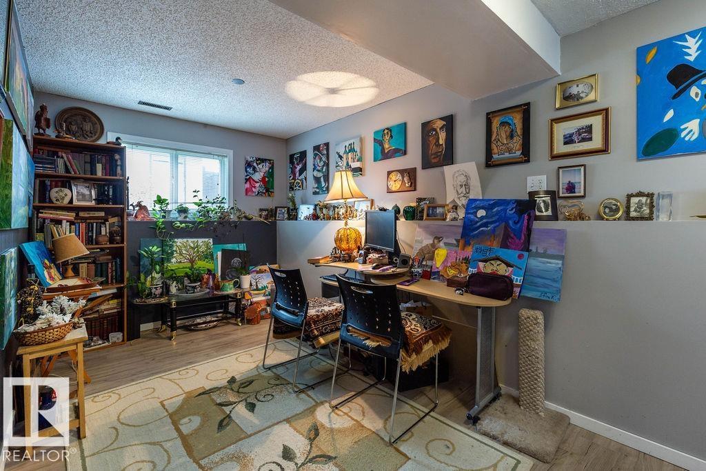 7232 183B ST NW, Edmonton