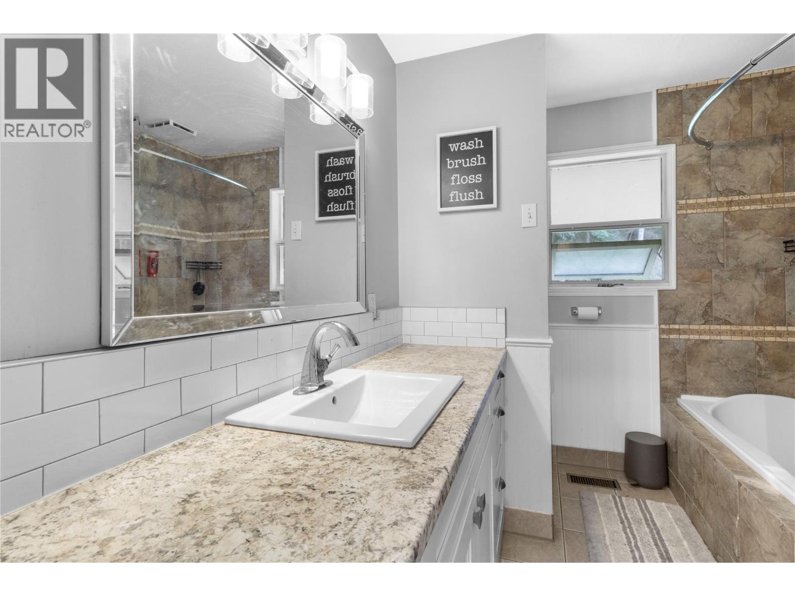 4018 Greaves Road, Eagle Bay