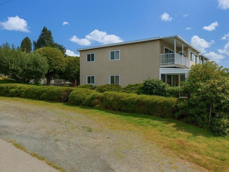 1 1040 PARKER STREET, White Rock
